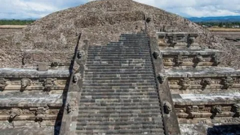 中国男足FIFA最新国际排名揭晓
